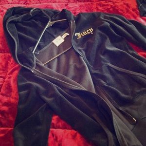 Juicy couture tracksuit set.
